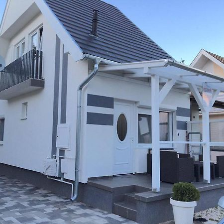 Rita Apartmanhaz Bük エクステリア 写真