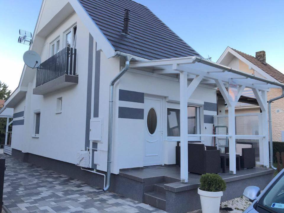 Rita Apartmanhaz Bük エクステリア 写真