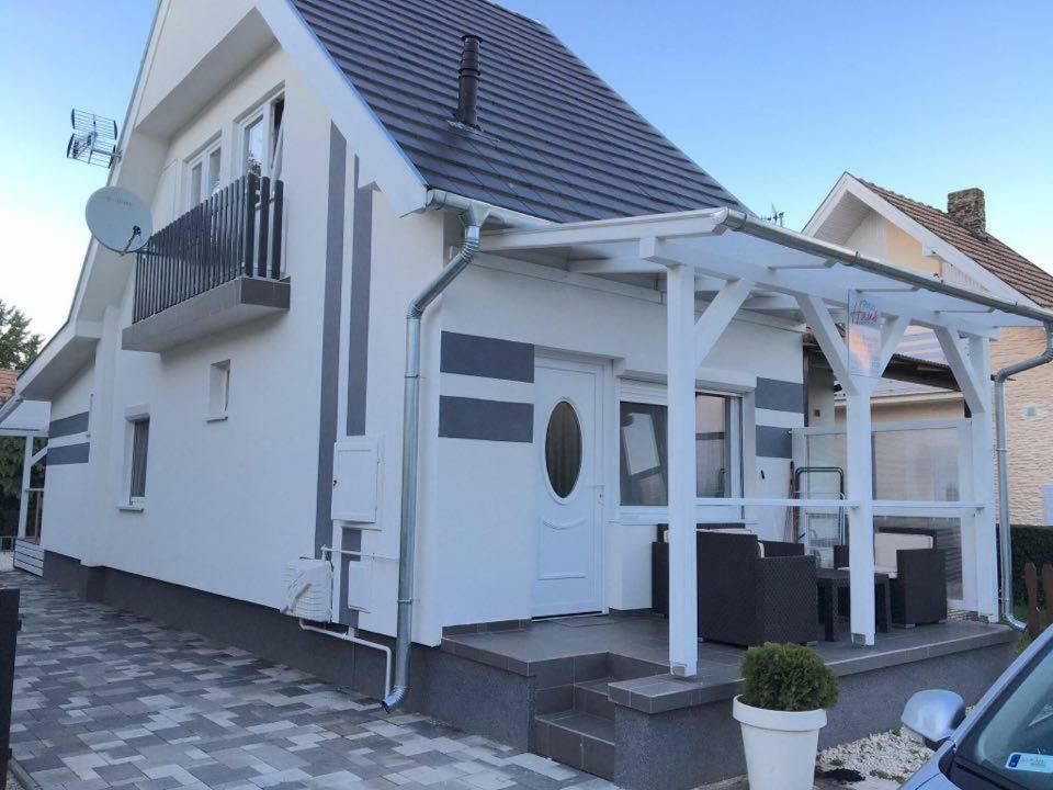 Rita Apartmanhaz Bük エクステリア 写真